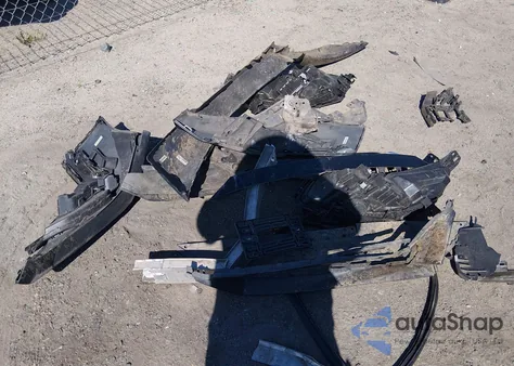 2018 Honda Clarity Plug-In Hybrid из США, поврежденный, VIN JHMZC5F1XJC017690